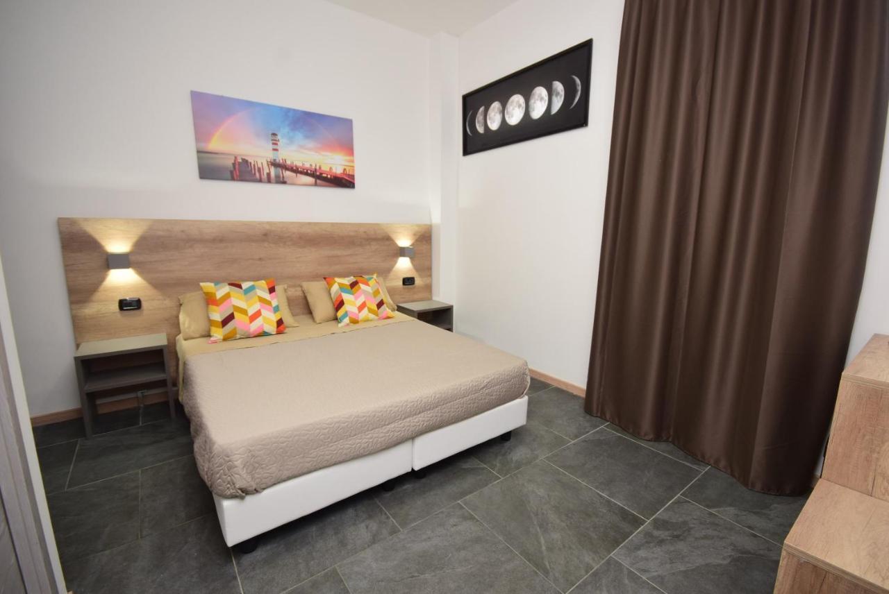 Hotel Crisvan 리미니 외부 사진