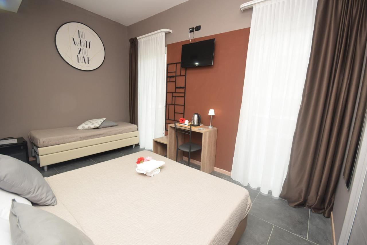 Hotel Crisvan 리미니 외부 사진